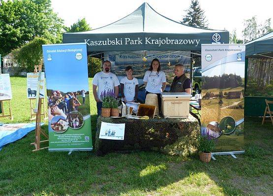 Grafika 2: Kaszubski Park Krajobrazowy i Ośrodek Edukacji Ekologicznej na X pikniku „Bioróżnorodność – poznaj, by zachować”