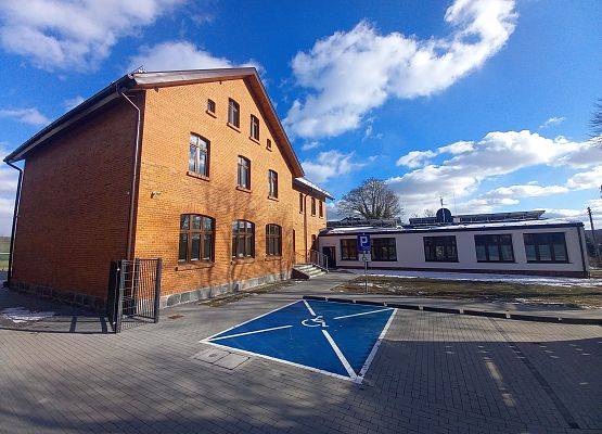 „Nowa siedziba Kaszubskiego Parku Krajobrazowego i Zielonej Szkoły” grafika